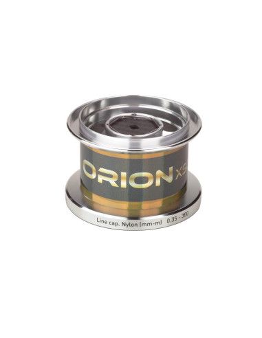 Carrete Akami Orion XSC + Gorra y Camiseta Akami de Regalo