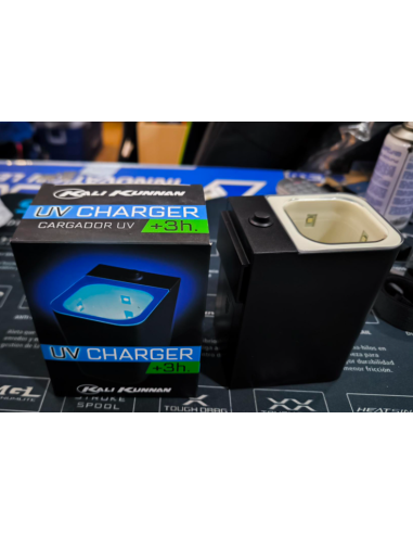 Cargador  de luz UV. Kali Kunnan